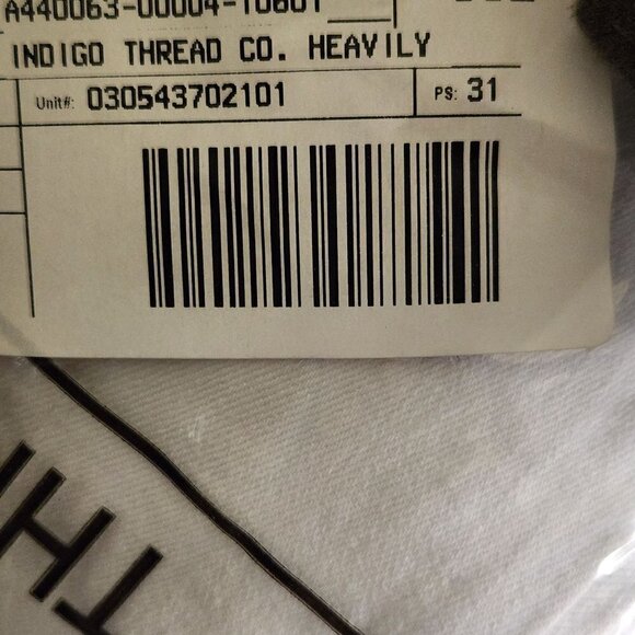 Indigo Thread Co NWT White Heavily Distressed Jeans Size 20W - Picture 5 of 5